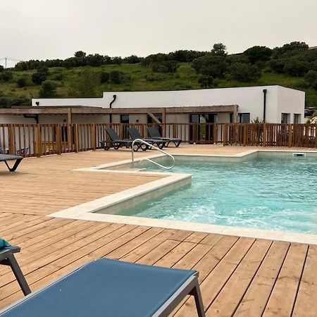Camping Les Lodges Du Lagon 칼비송 외부 사진