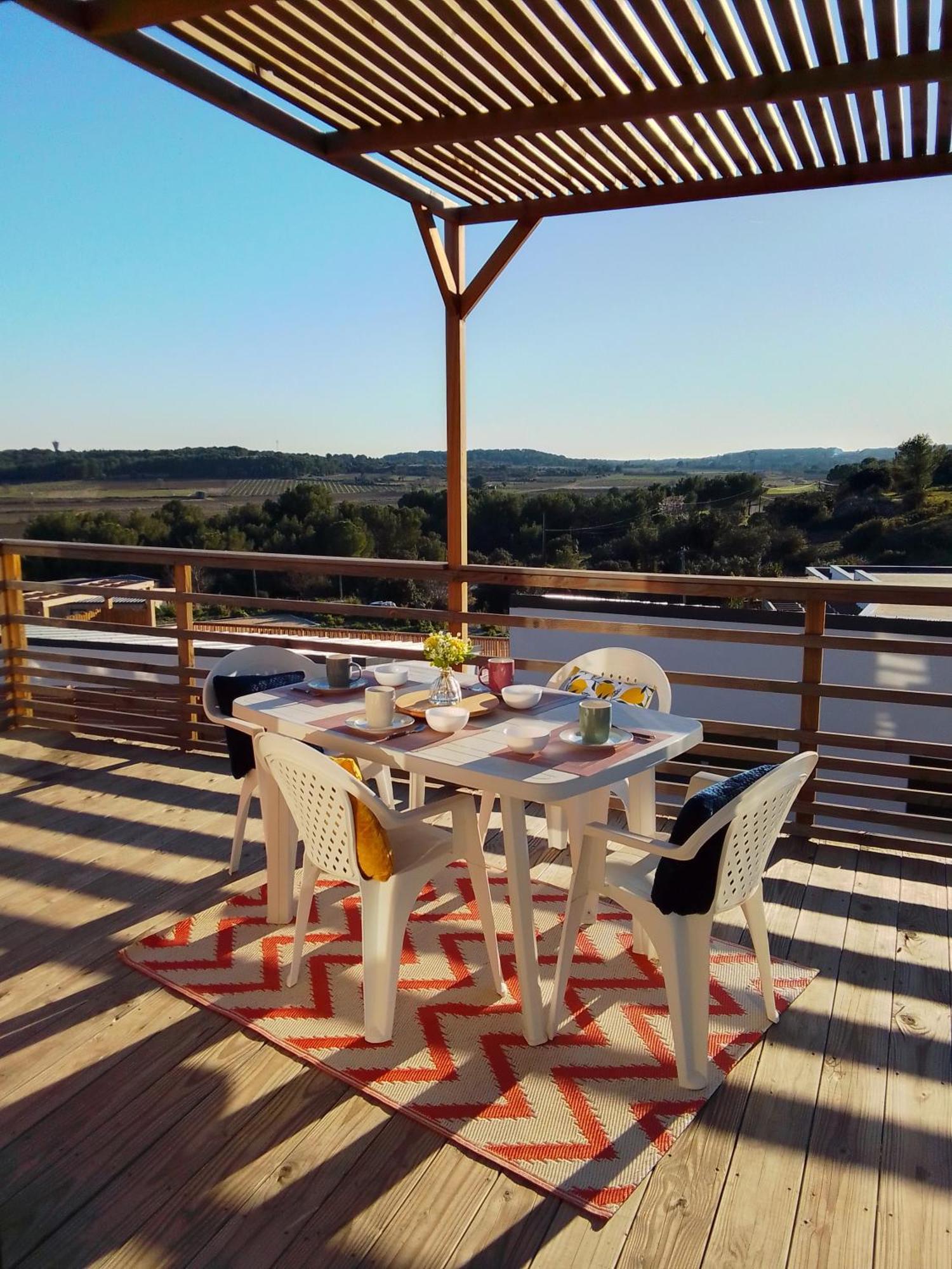 Camping Les Lodges Du Lagon 칼비송 외부 사진