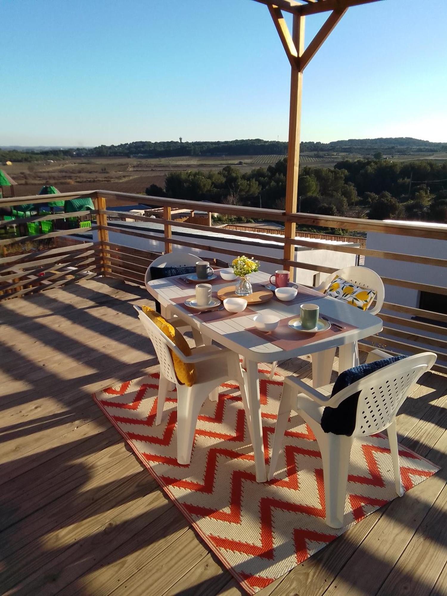 Camping Les Lodges Du Lagon 칼비송 외부 사진